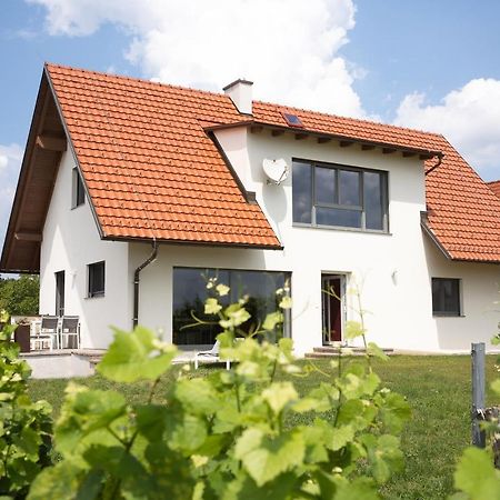Winzerhof Familie Kloeckl Apartman Klöch Kültér fotó