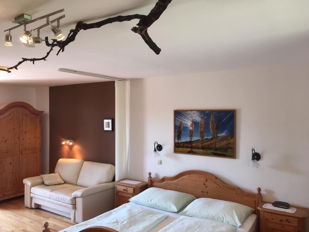 Winzerhof Familie Kloeckl Apartman Klöch Kültér fotó
