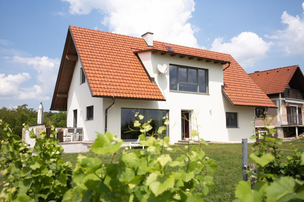 Winzerhof Familie Kloeckl Apartman Klöch Kültér fotó
